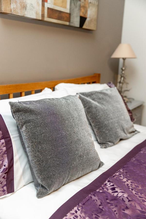 Two Bedroom Apartment Within Walking Distance To City Centre 爱丁堡 外观 照片