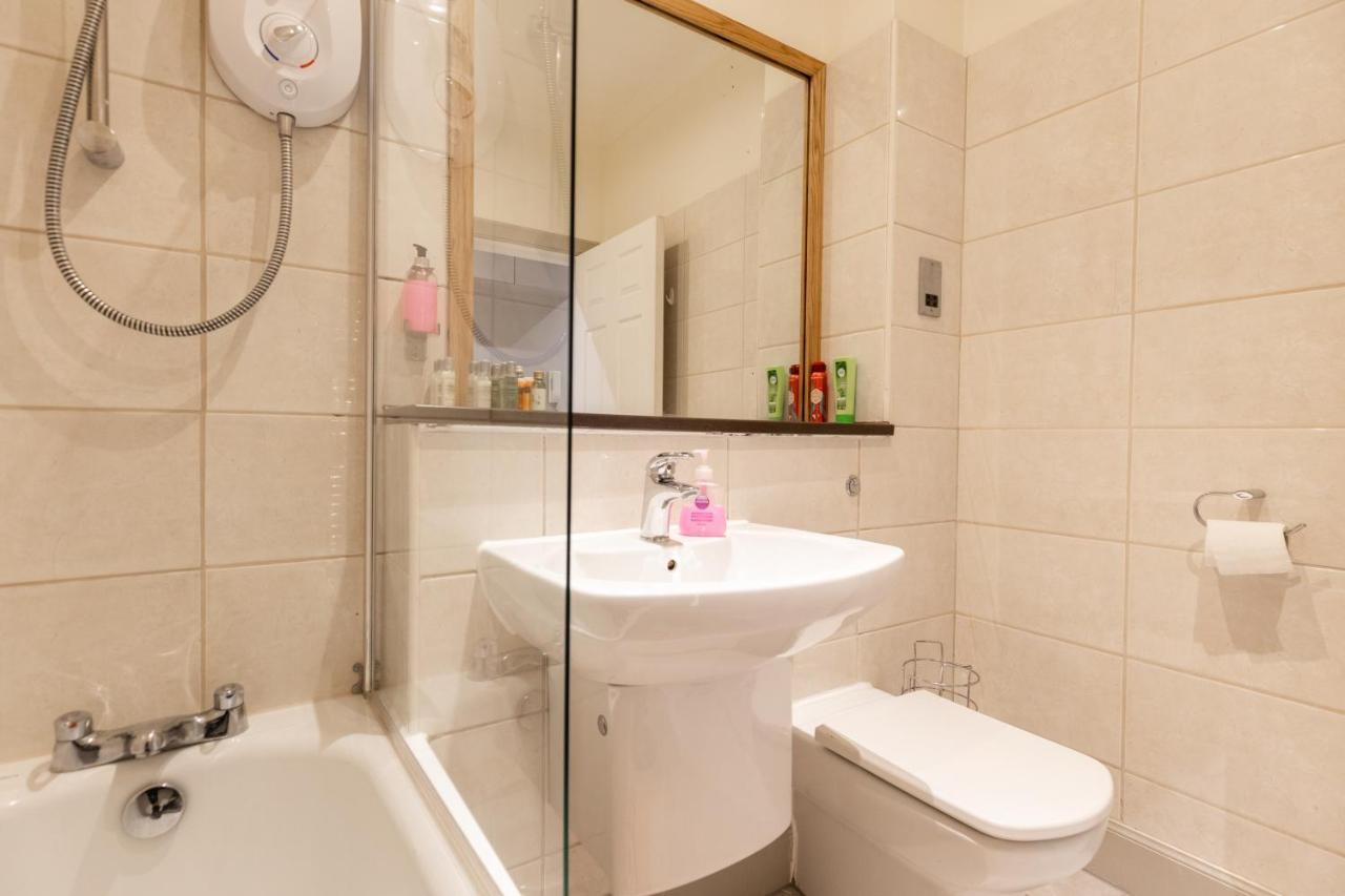 Two Bedroom Apartment Within Walking Distance To City Centre 爱丁堡 外观 照片