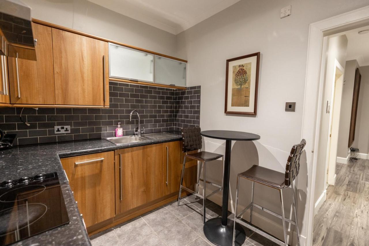 Two Bedroom Apartment Within Walking Distance To City Centre 爱丁堡 外观 照片